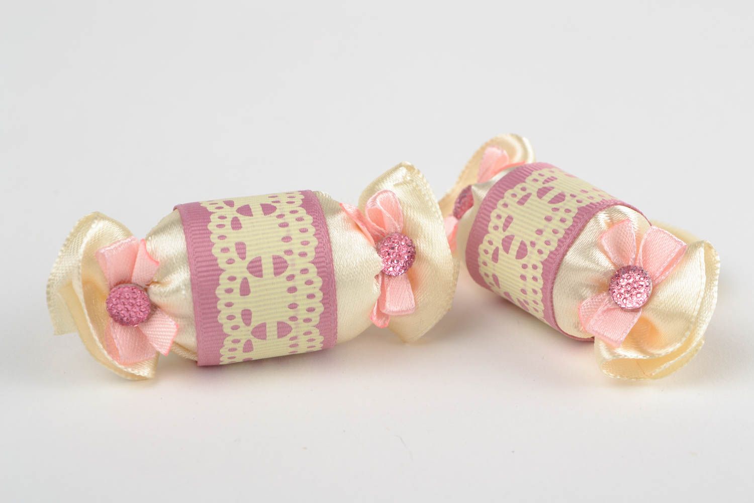 Резинки в виде конфеток набор из 2 шт маленькие детские розовые ручной работы фото 5