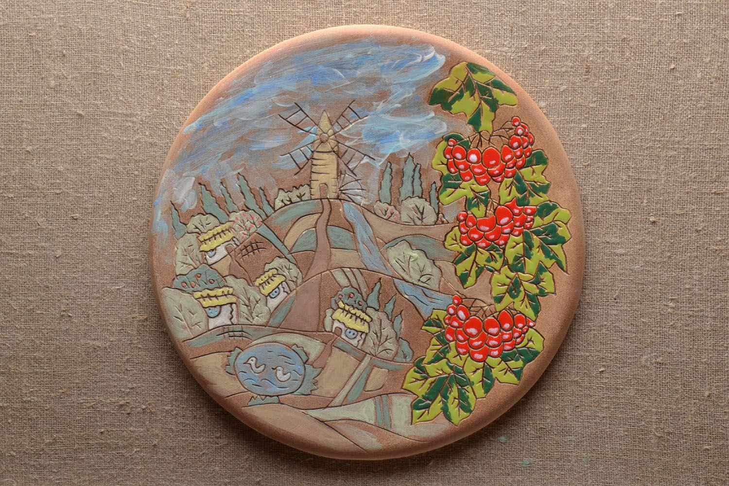 Ceramic wall plate painted with glaze photo 1