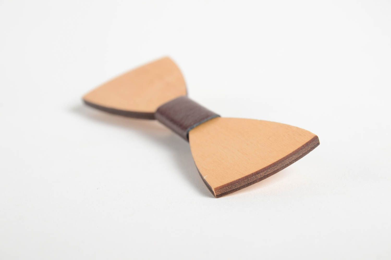 Handmade elegant bow tie stylish wooden brooch light designer accessory photo 5