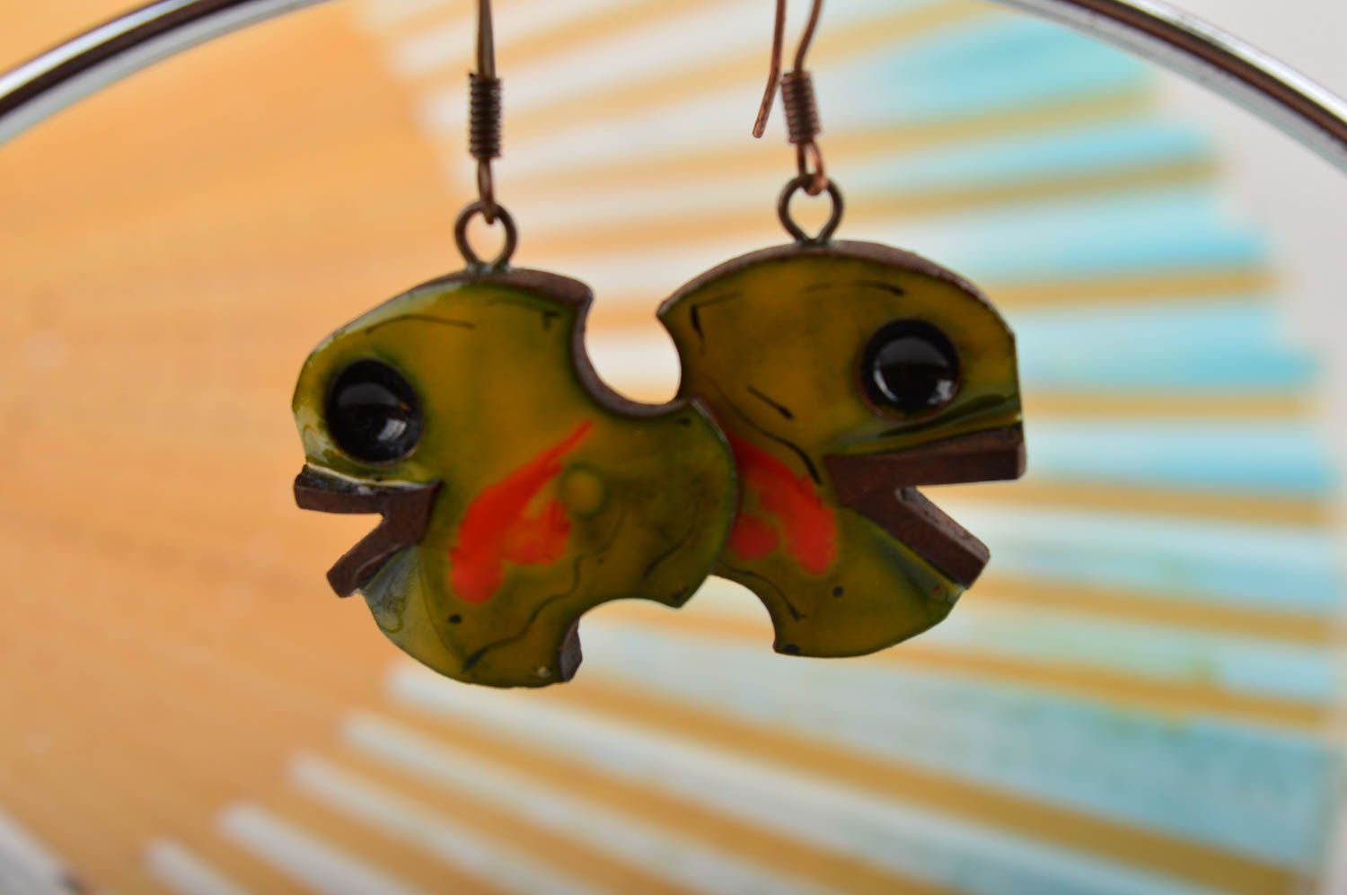 Boucles d'oreilles en céramique Bijou fait main poissons verts Cadeau femme photo 2