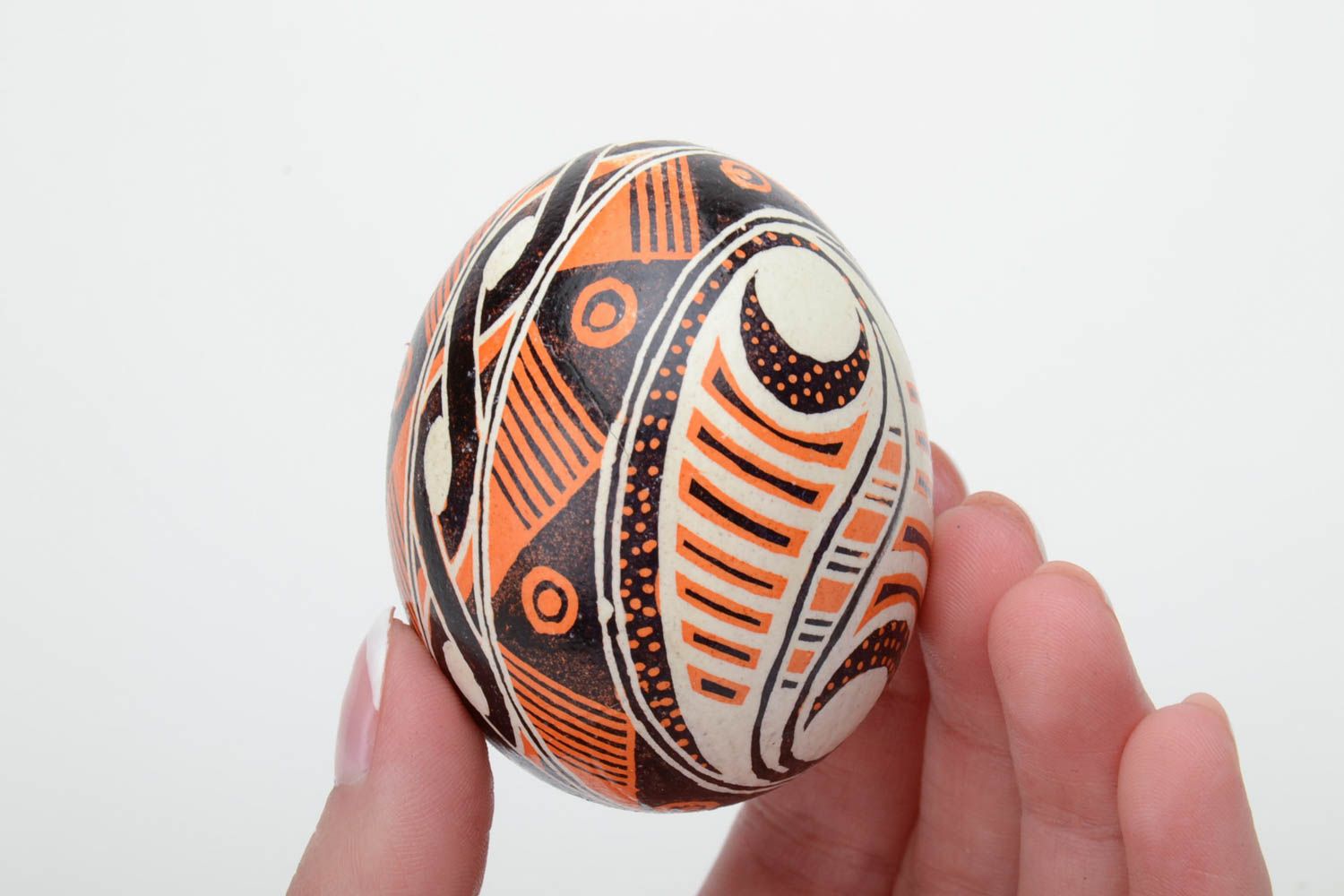 Handmade designer pysanka decorative Easter egg painted with wax and aniline dyes photo 5