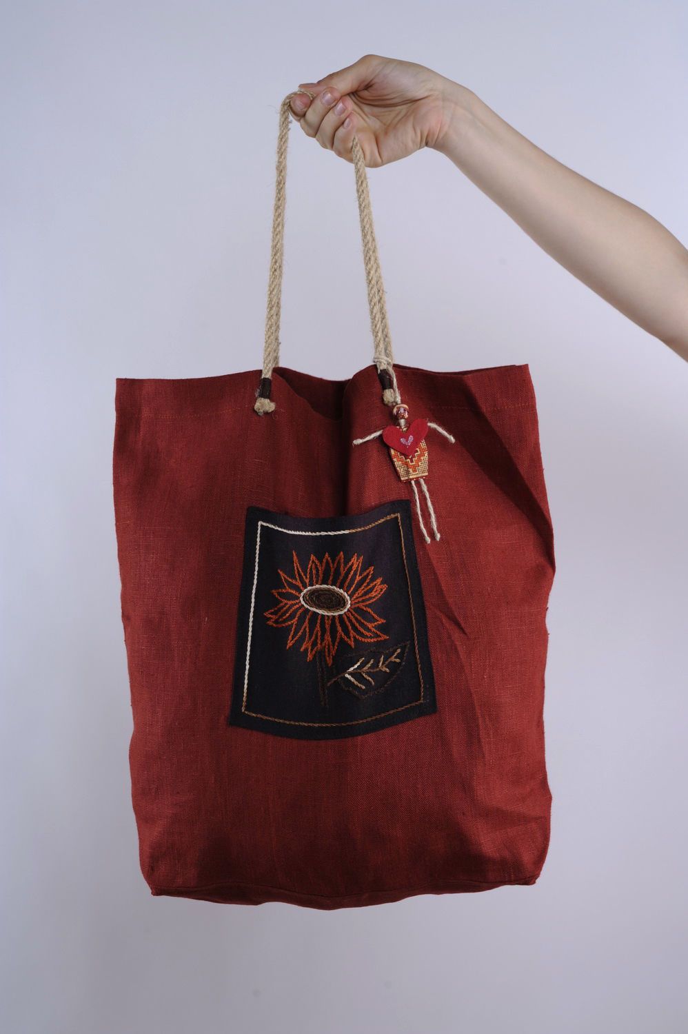 Red linen bag photo 1