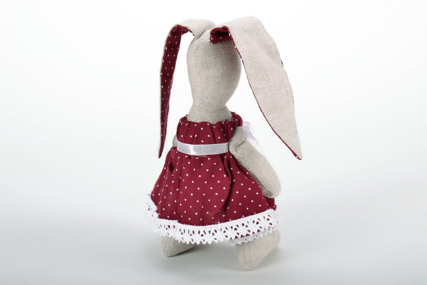 Muñeca textil hecha a mano Bunny foto 3