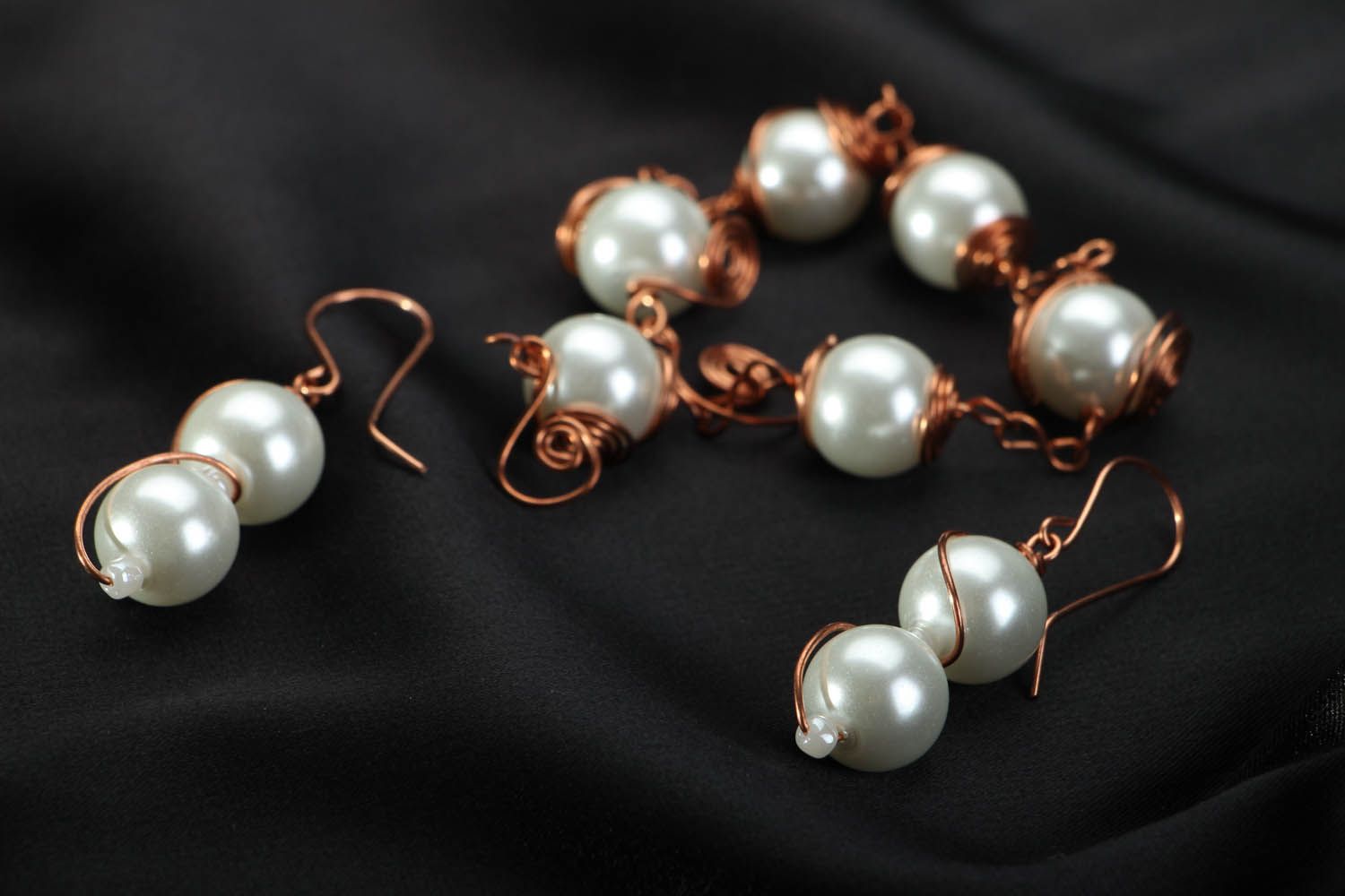Parure de bijoux de perles et cuivre faite main photo 2