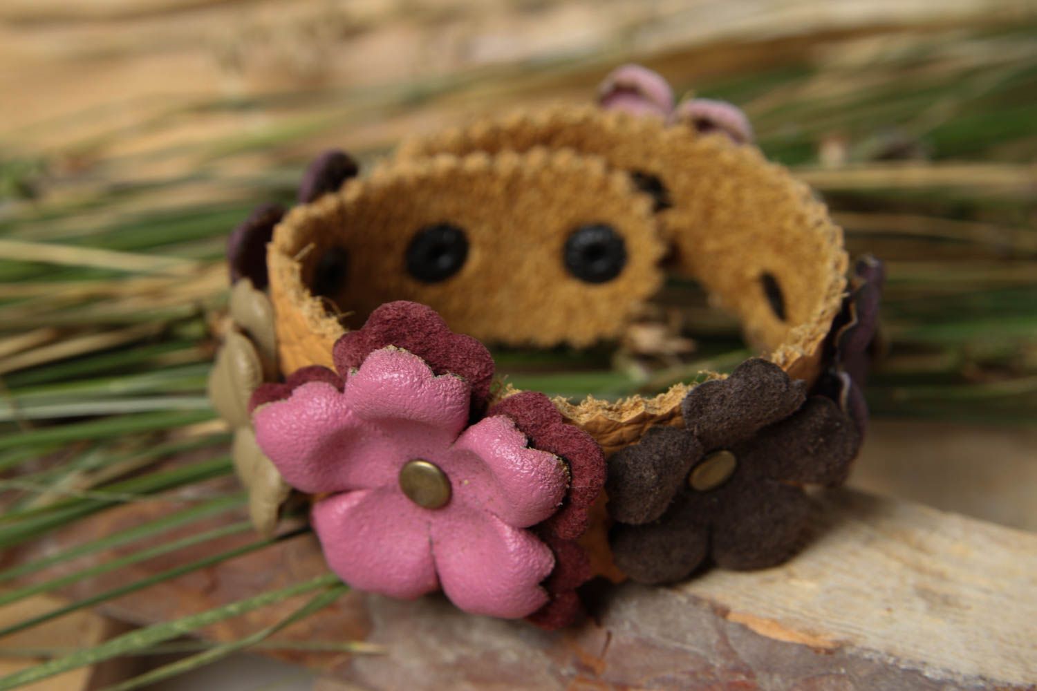 Handmade leather flower bracelet cool jewelry designs best gifts for her photo 1
