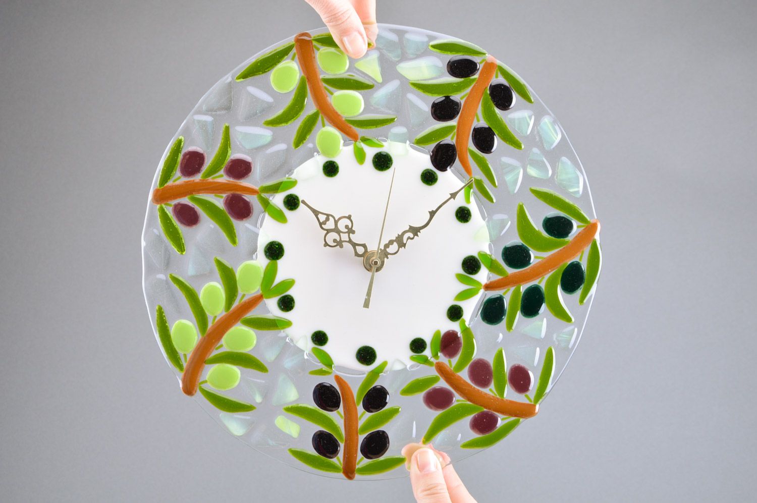 Handmade designer round transparent fusing glass wall clock with green pattern photo 3