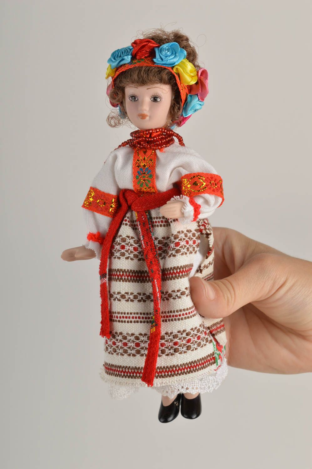 Авторская кукла игрушка ручной работы фарфоровая кукла в этническом наряде фото 2