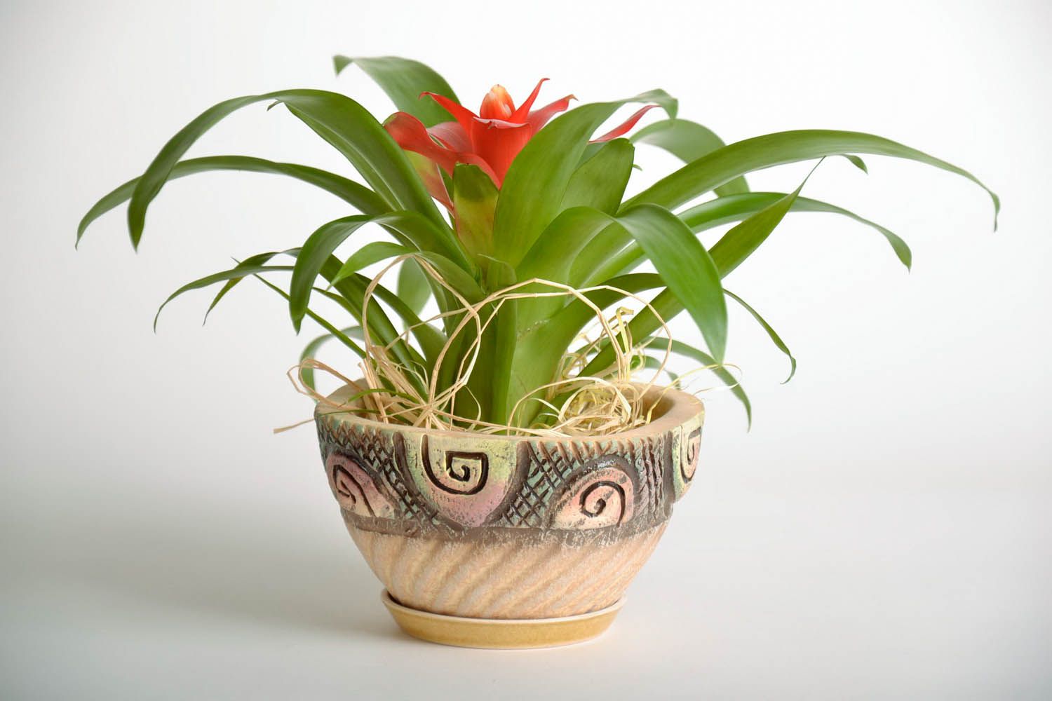 Handgemachter Blumentopf aus Keramik Diagonale foto 2