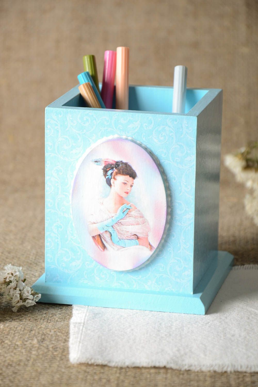 Handmade wooden pencil holder stationery ideas pen and pencil gift ideas photo 1