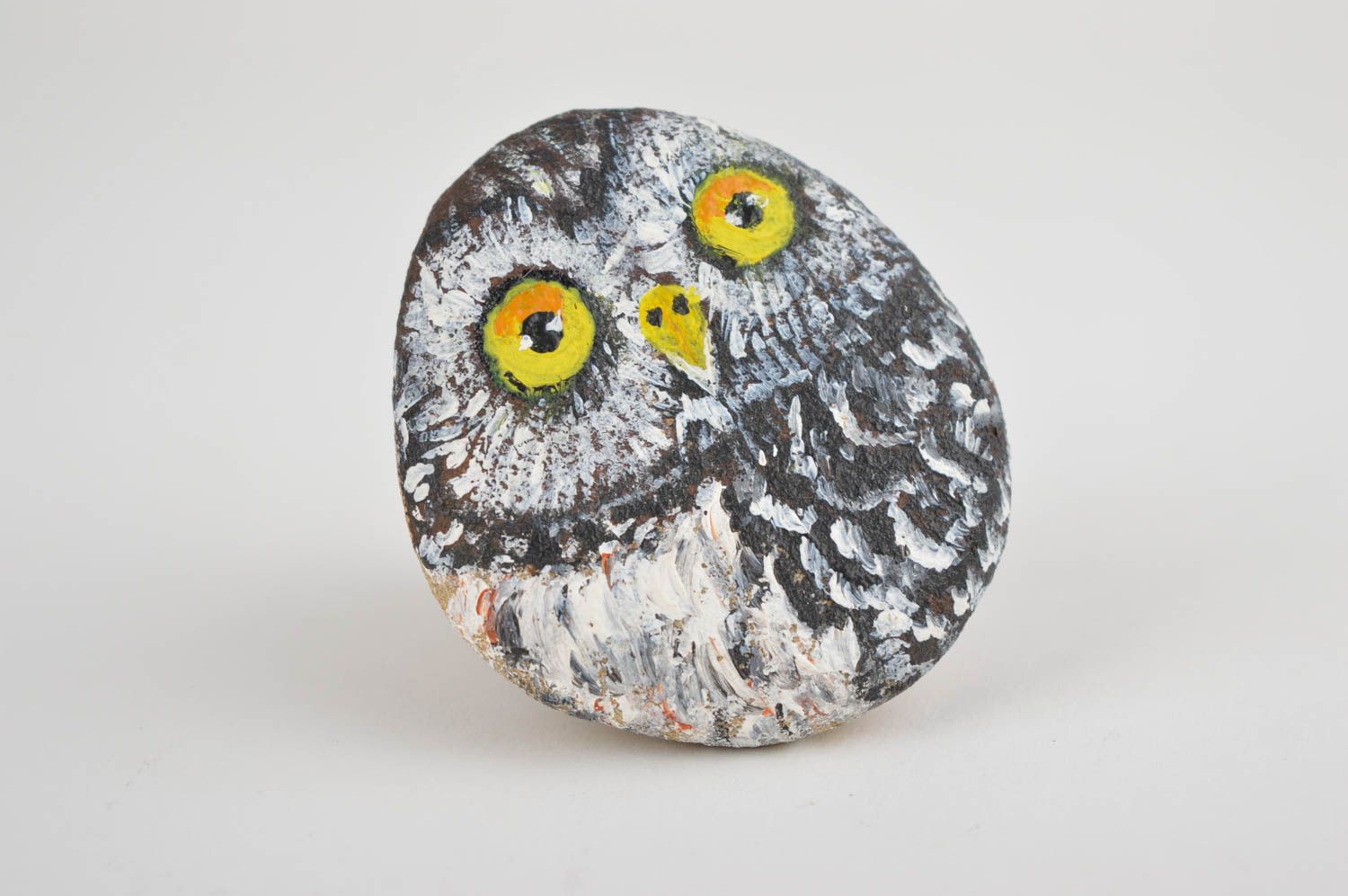 Pebble painting home decor designer present decorative use only pebble with owl photo 5
