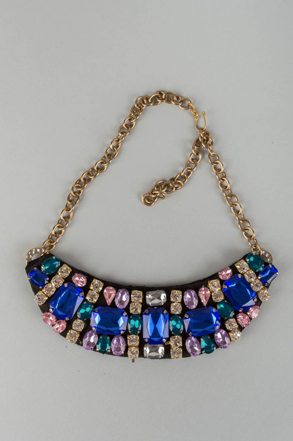 Massives buntes handgemachtes Collier aus Perlen Geschenk für elegante Damen foto 2
