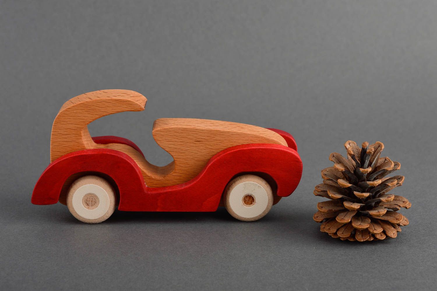 Handmade Spielzeug Holz Geschenk für Kinder Spielzeug aus Holz schönes Auto foto 1
