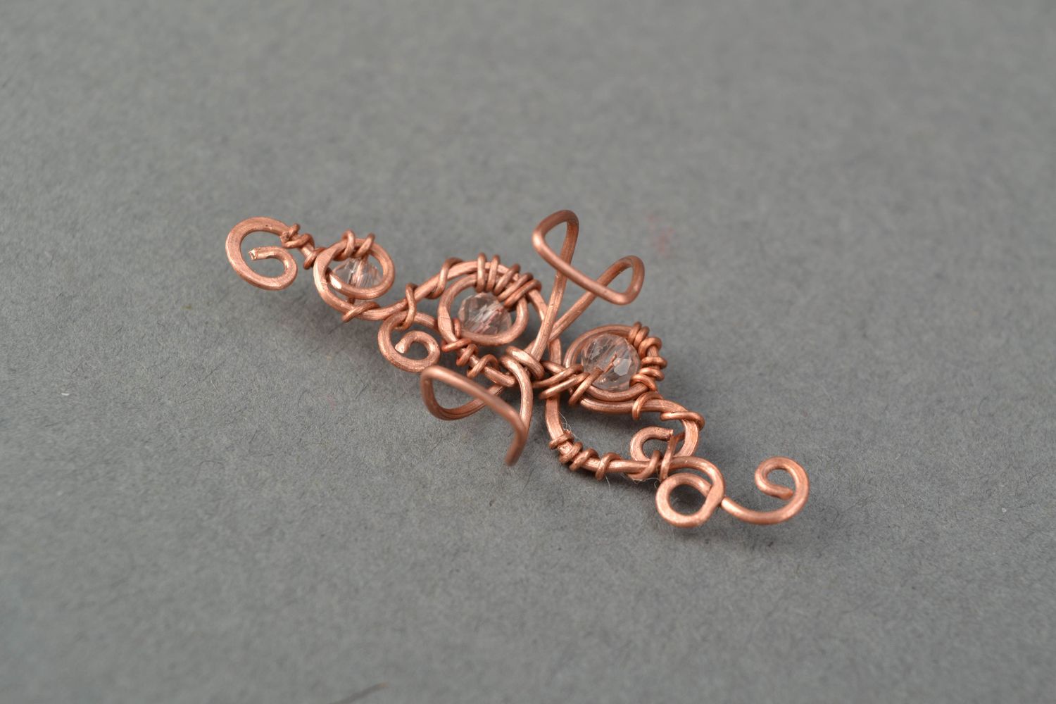 Wire wrap copper cuff earring with pink crystal photo 4