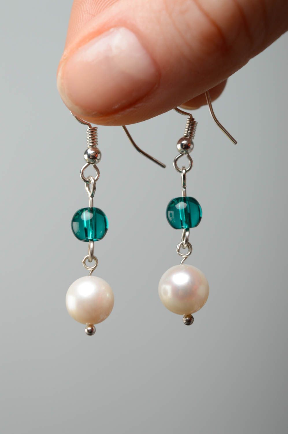 Silver pearl earrings with beads photo 3