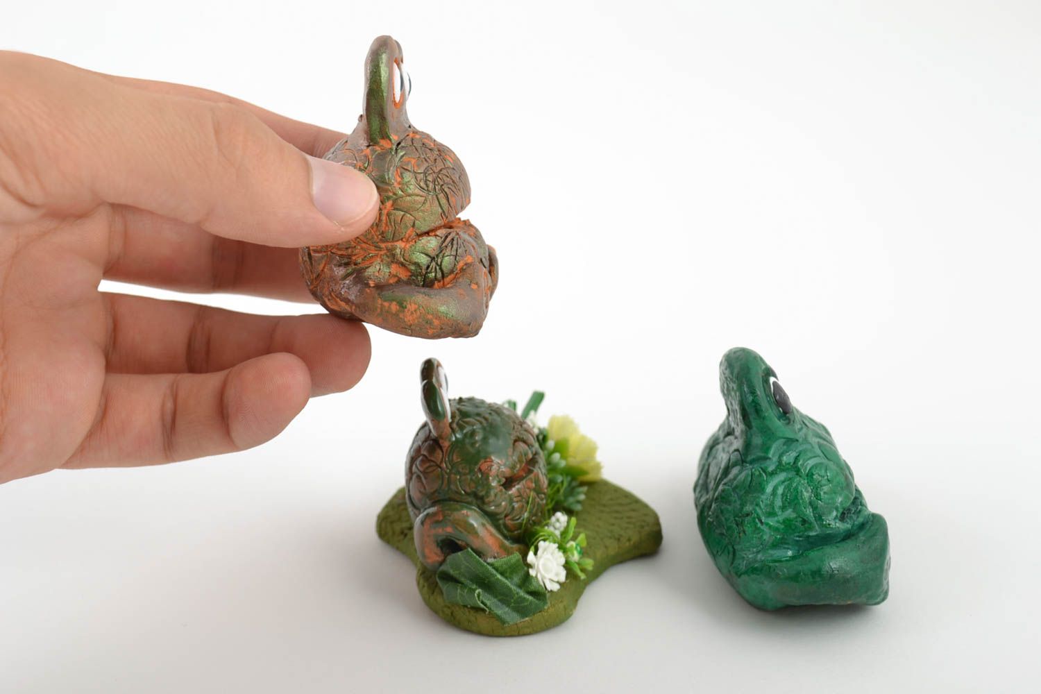 Handmade statuettes of clay little frogs set of 3 pieces colorful  photo 4