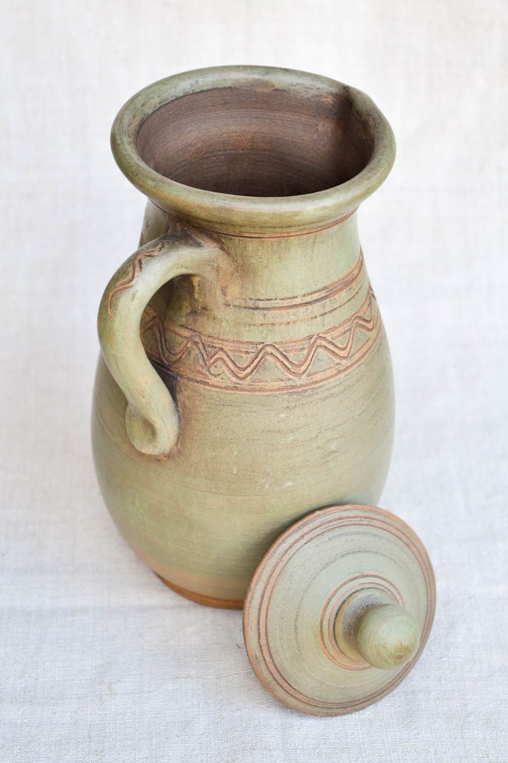 Глиняный кувшин ручной работы посуда из керамики авторская емкость для питья 2 л фото 5