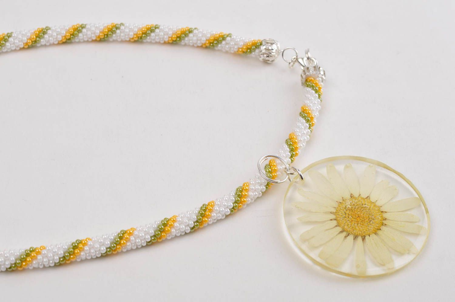 Collier spirale fait main Bijoux perles rocaille Accessoire pour femme original photo 5