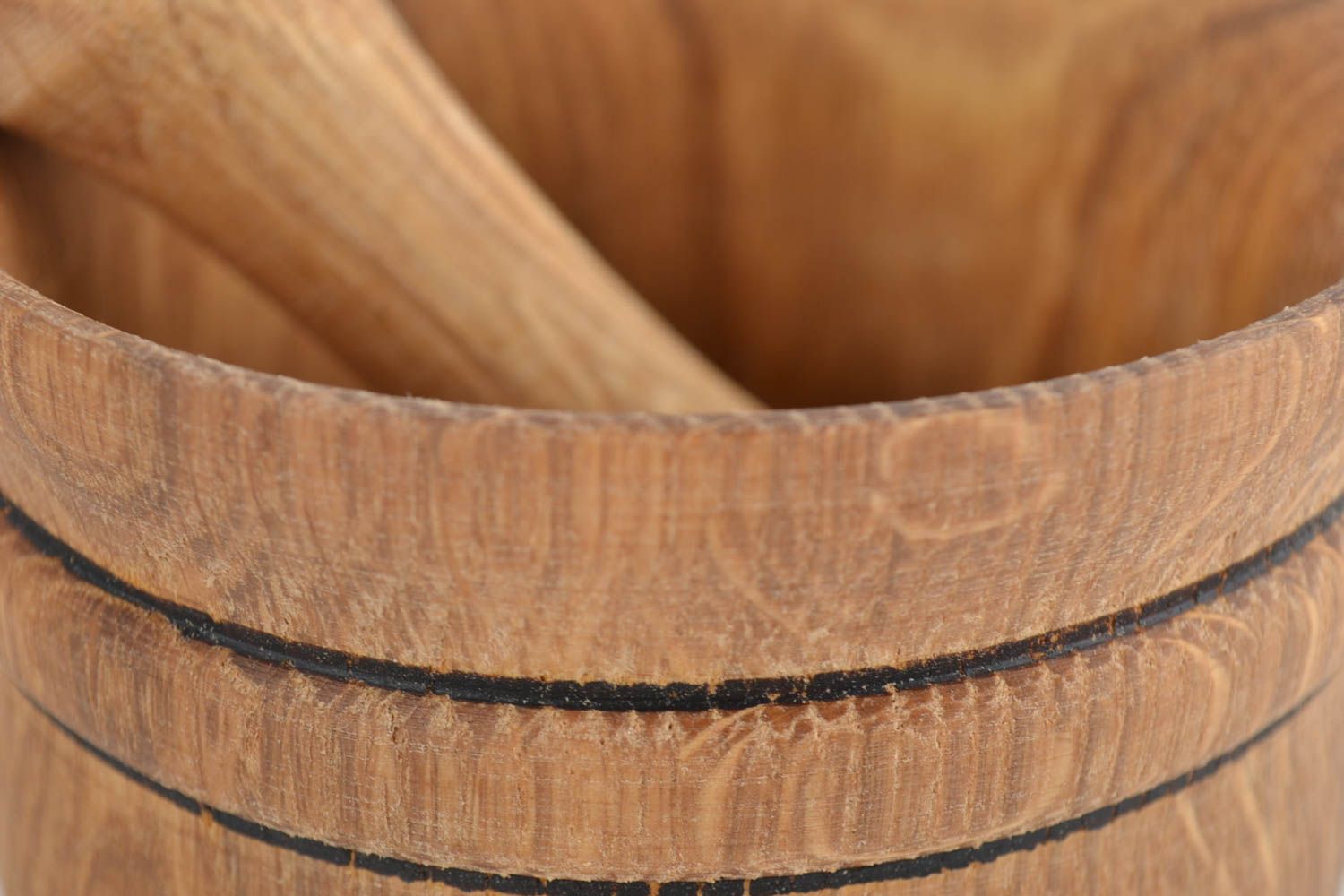 Mortero y pistilo de madera artesanal para especias y nueces 350 ml foto 3