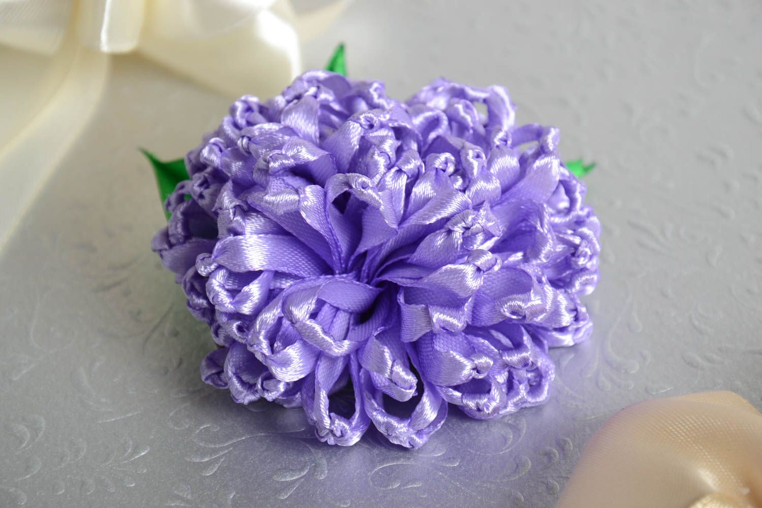 Handmade Blumen Haarspange Geschenk für Frauen Haarspange mit Blume violett foto 1