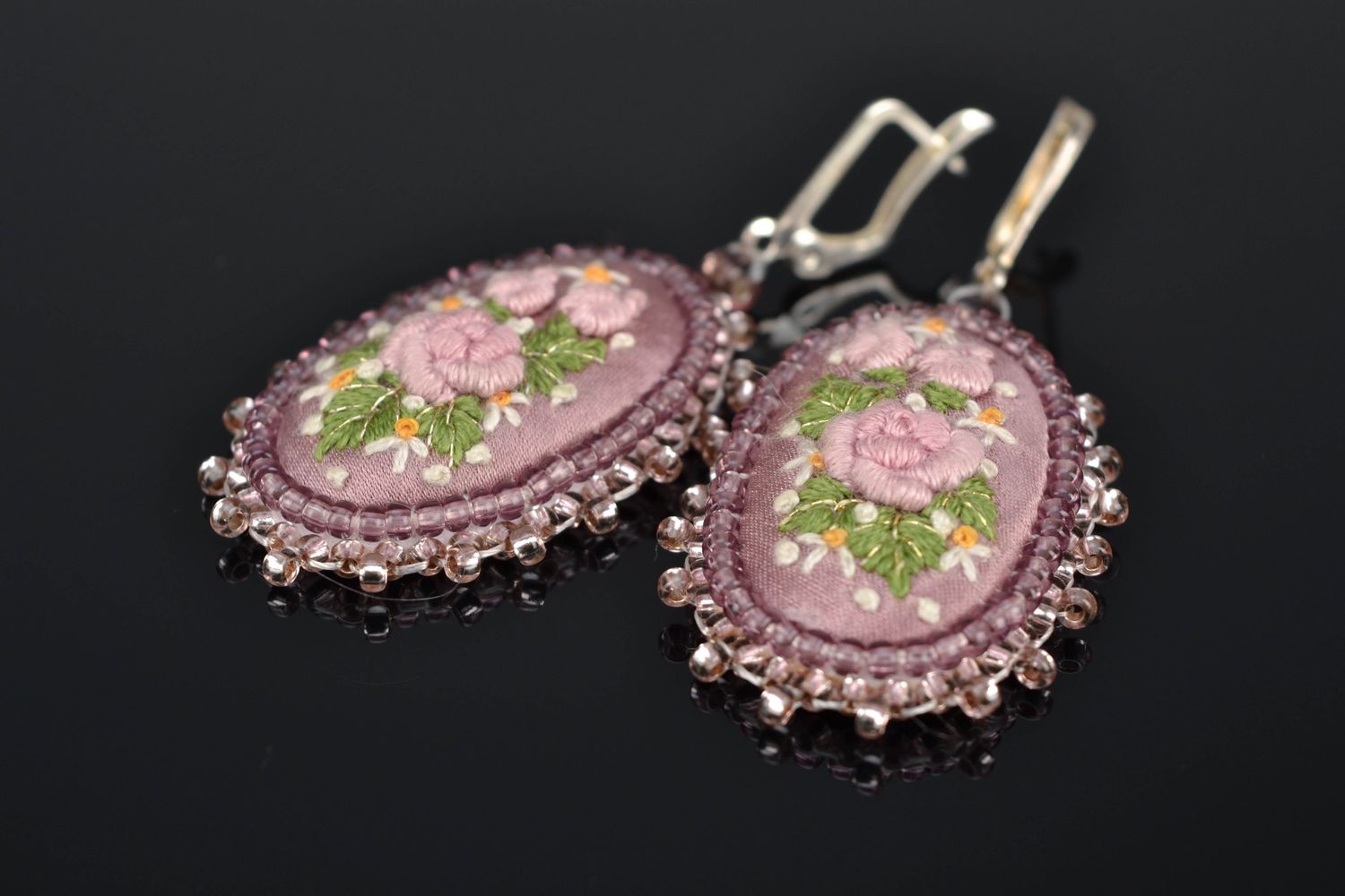 Vintage earrings with satin stitch embroidery photo 1