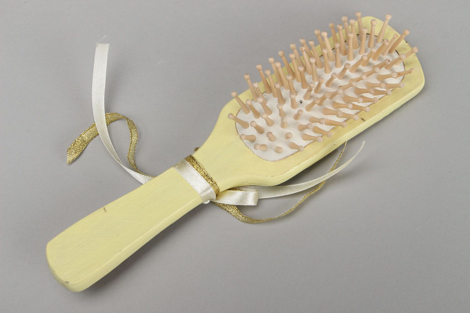 Wooden comb for hair photo 1