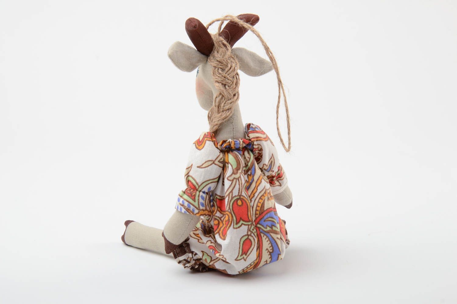 Jouet mou fait main Chèvre en lin et toile de coton décoratif original fait main photo 4
