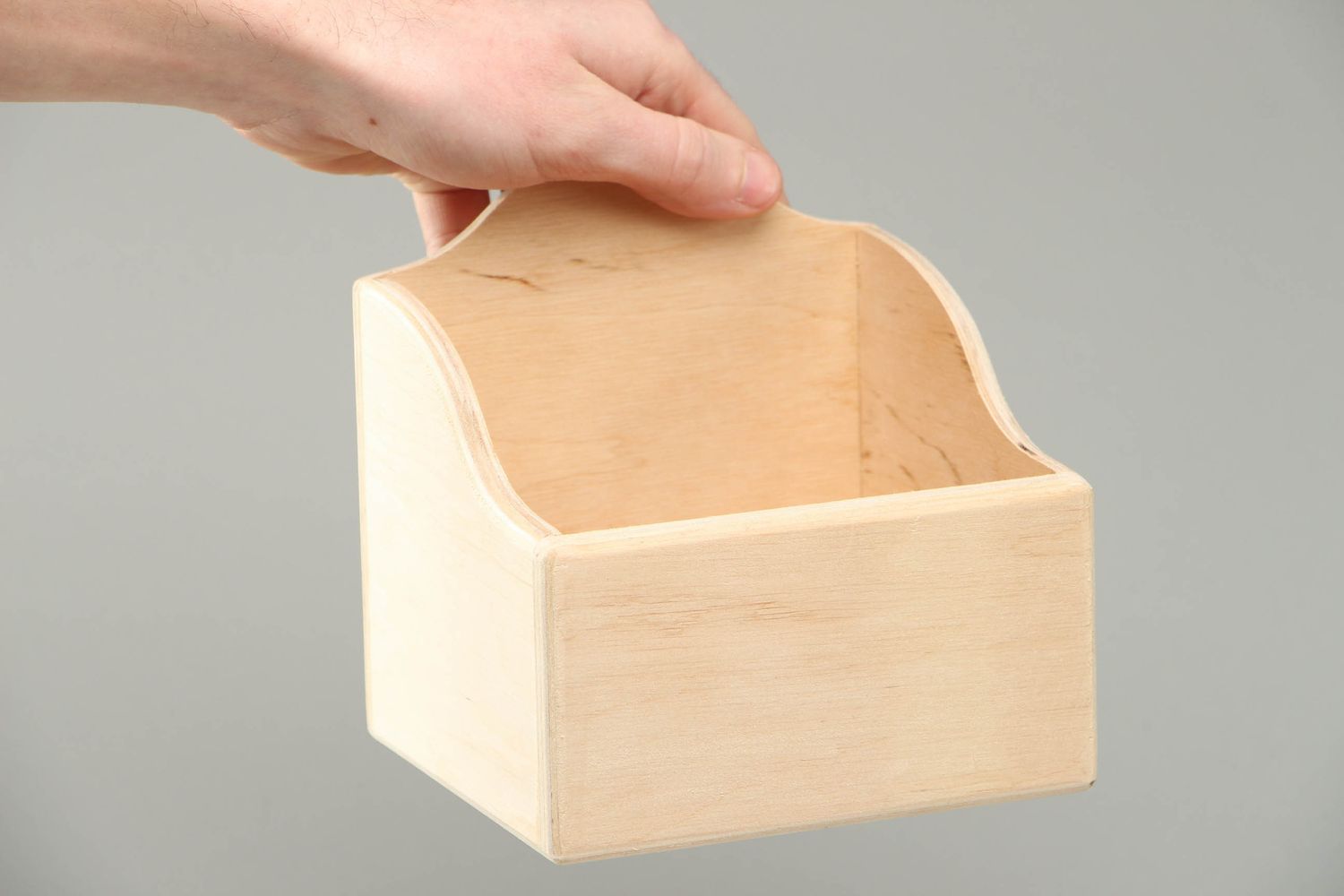 Boîte en bois brute faite main photo 4