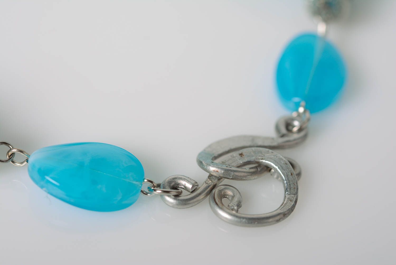 Handmade Collier aus Glasperlen und Glaskugeln auf Baumwollschnur in Blau foto 4