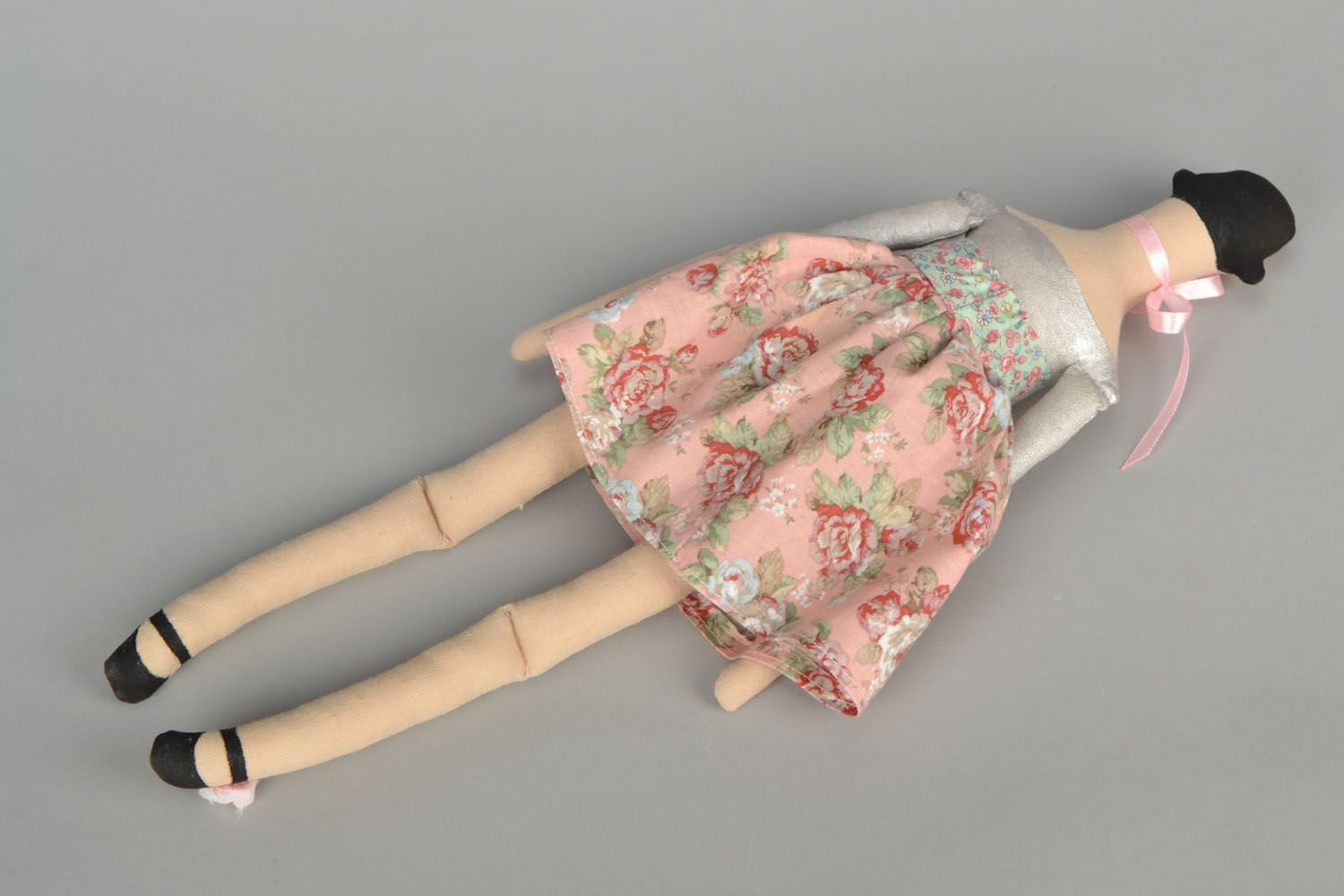 Doudou poupée fait main en robe photo 5