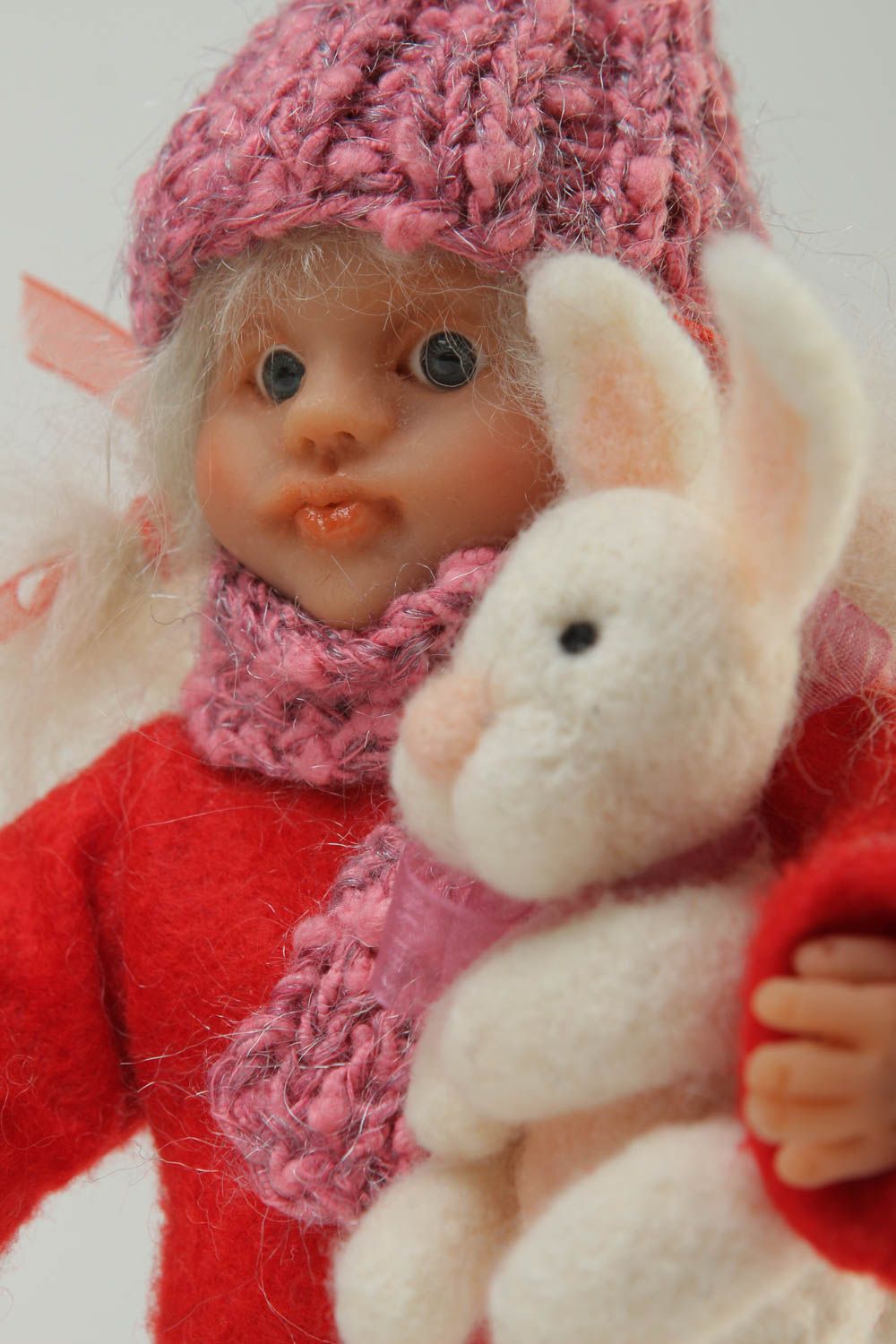 Игрушка ручной работы авторская кукла в пальто дизайнерская кукла для декора фото 3