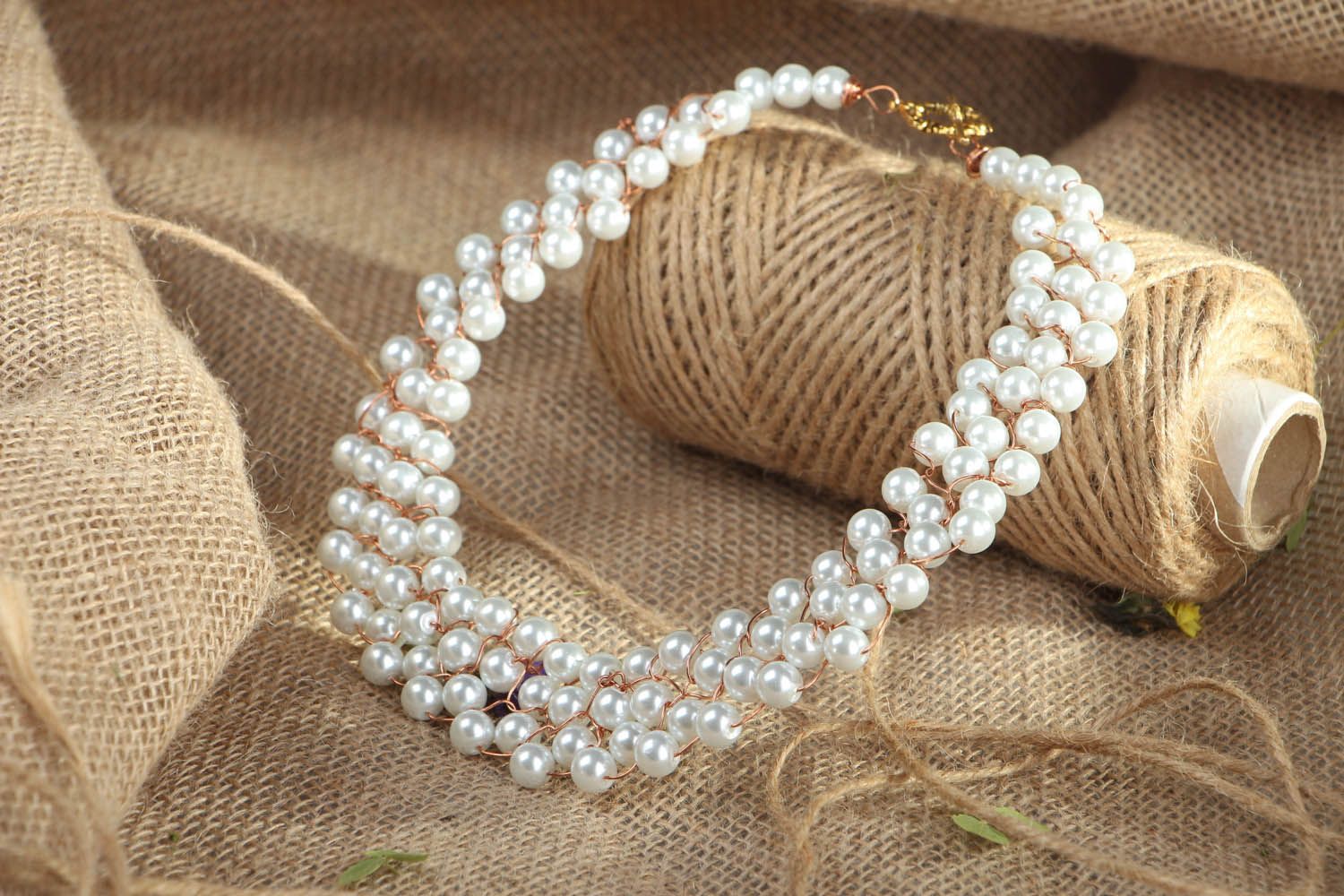 Pearl necklace photo 4
