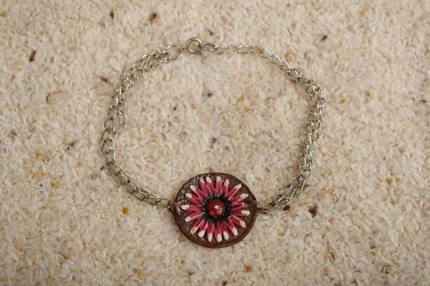 Bracelet chaîne Bijou fait main avec élément en cuir floral Cadeau femme photo 2