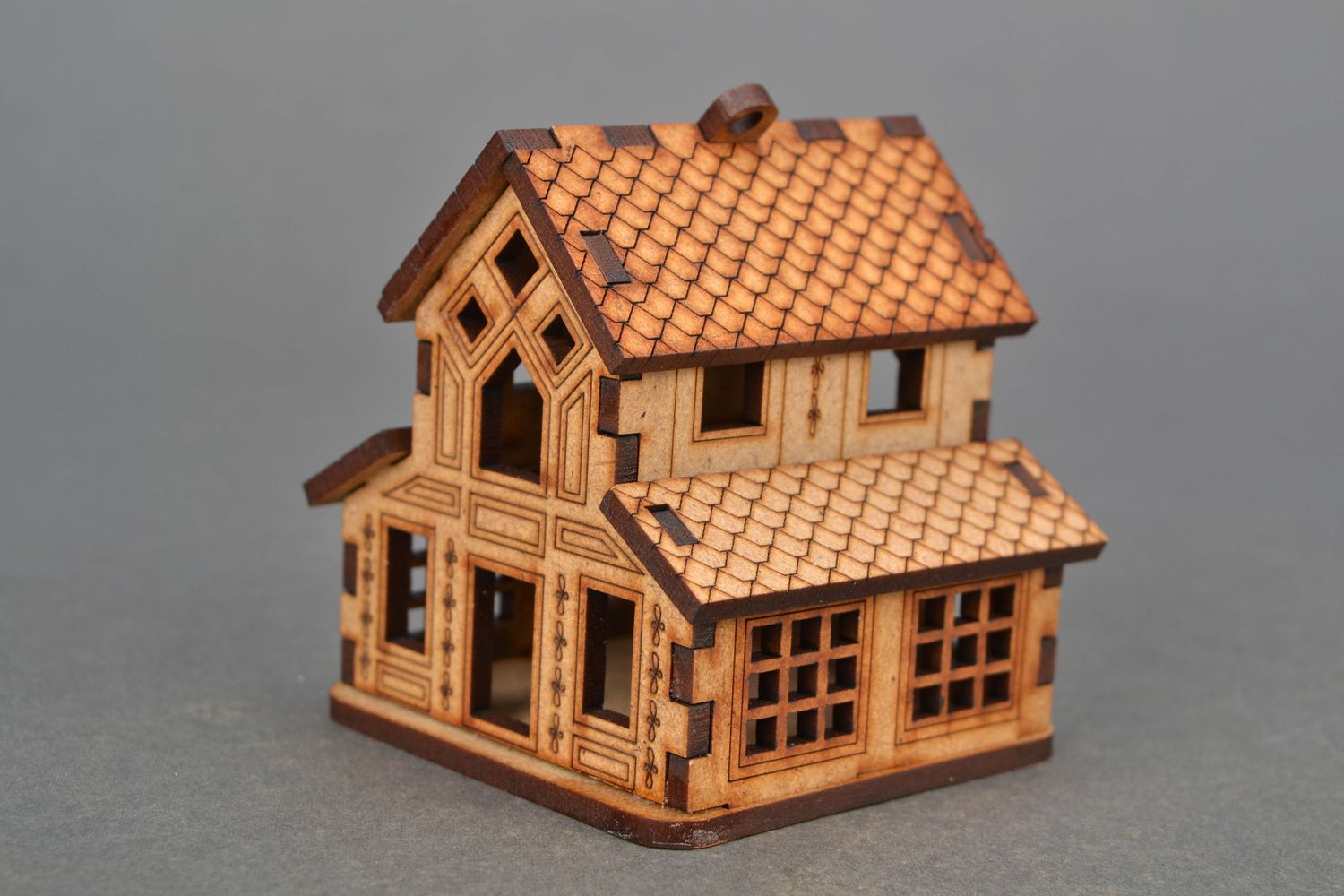 Handmade Holz Haus Miniatur foto 3