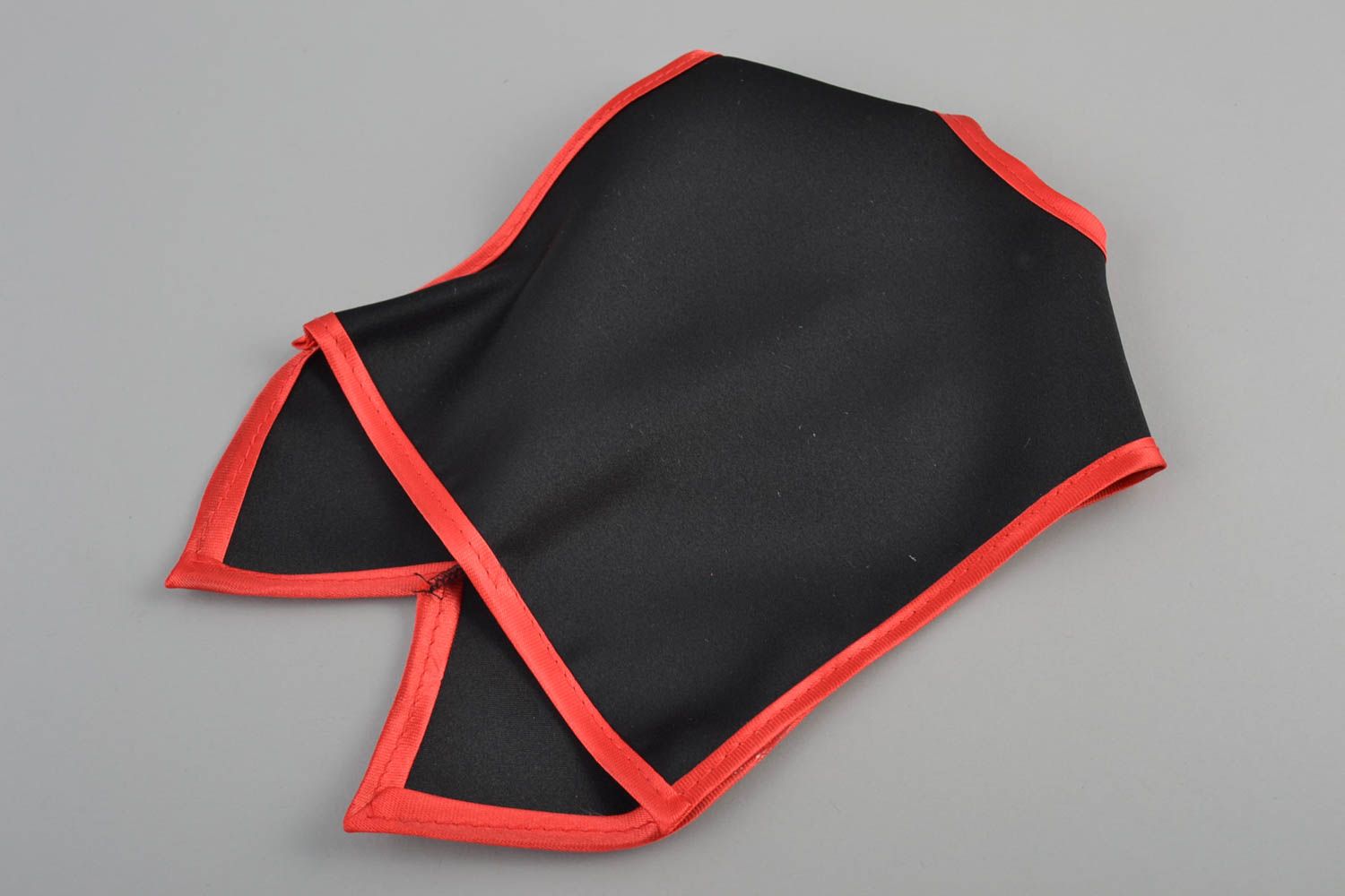 Handmade Hülle für Flasche schwarzer Anzug des Bräutigams handmade Accessoire foto 3
