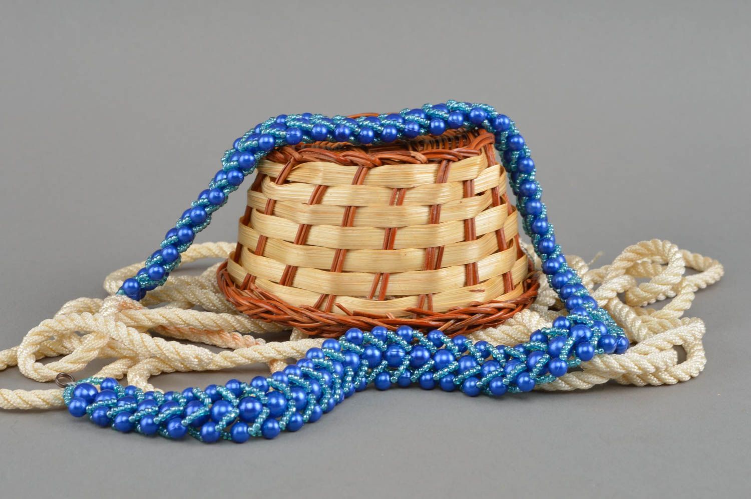 Glasperlen Halskette in Blau originell Collier handmade Geschenk für Frauen foto 1