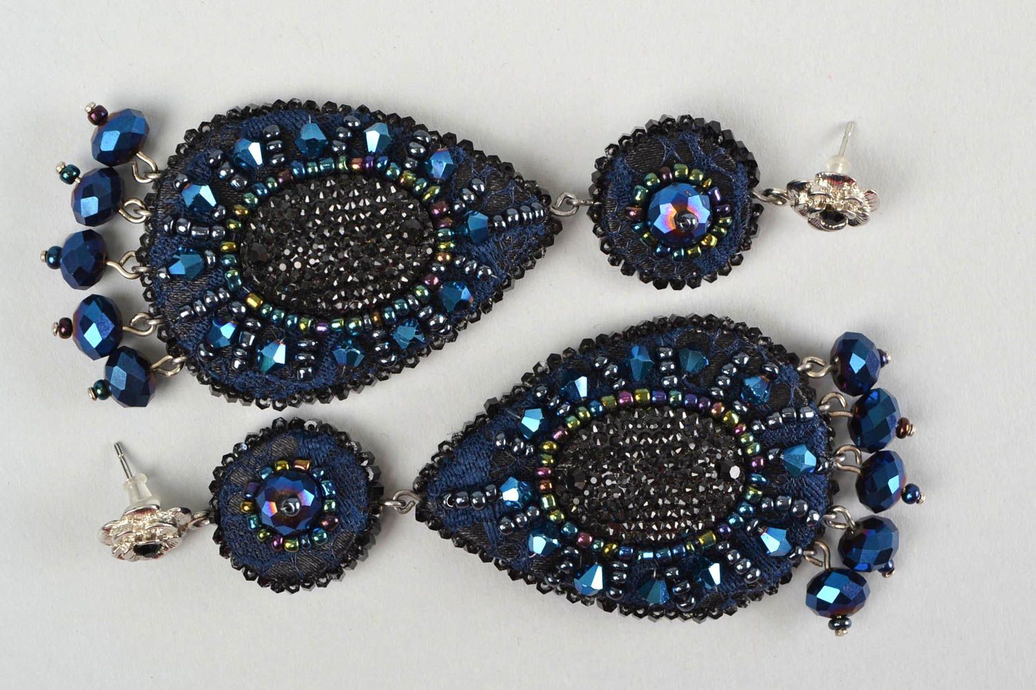 Handmade long festive designer bead embroidered drop shaped dangle earrings photo 3