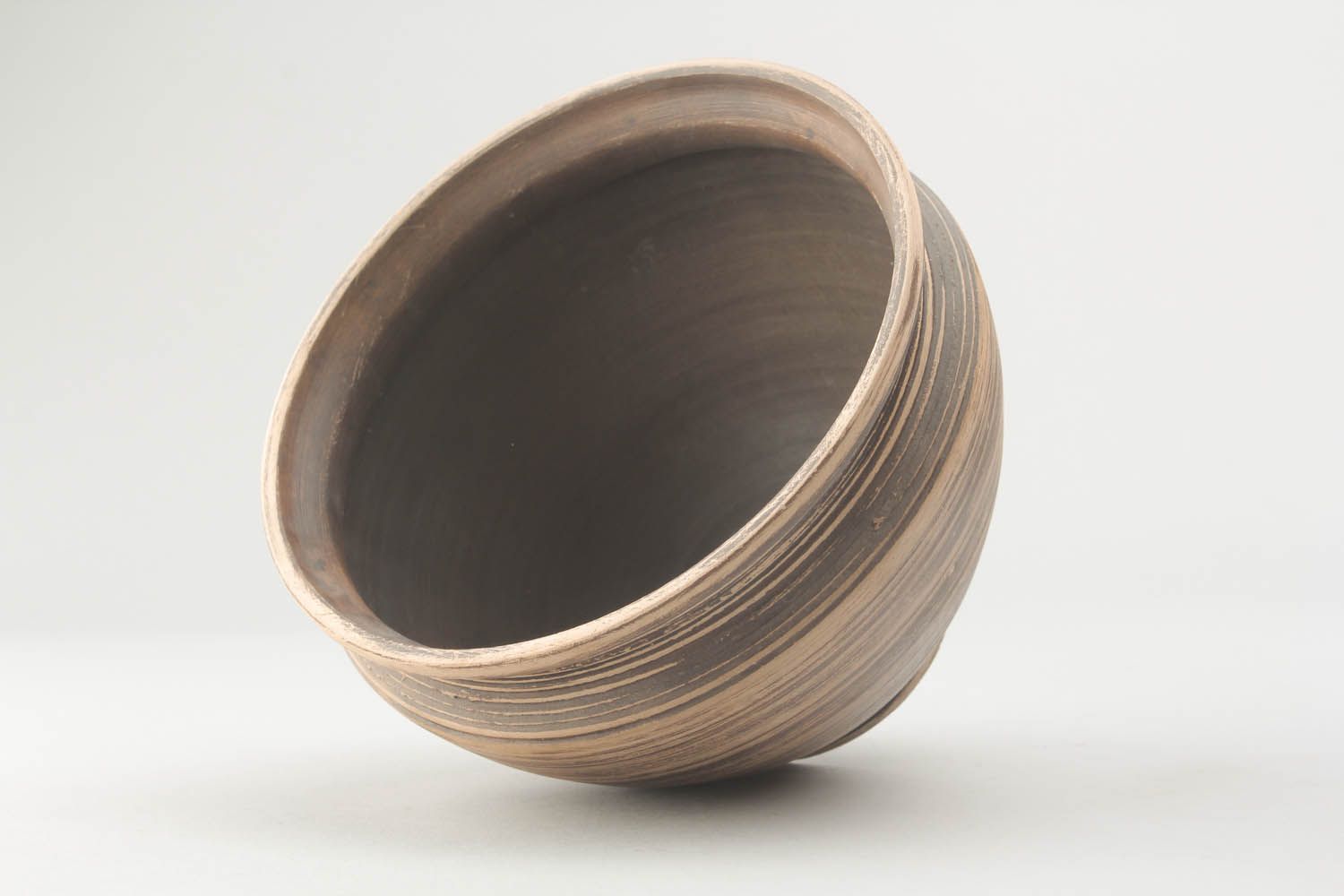 Ceramic bowl photo 4