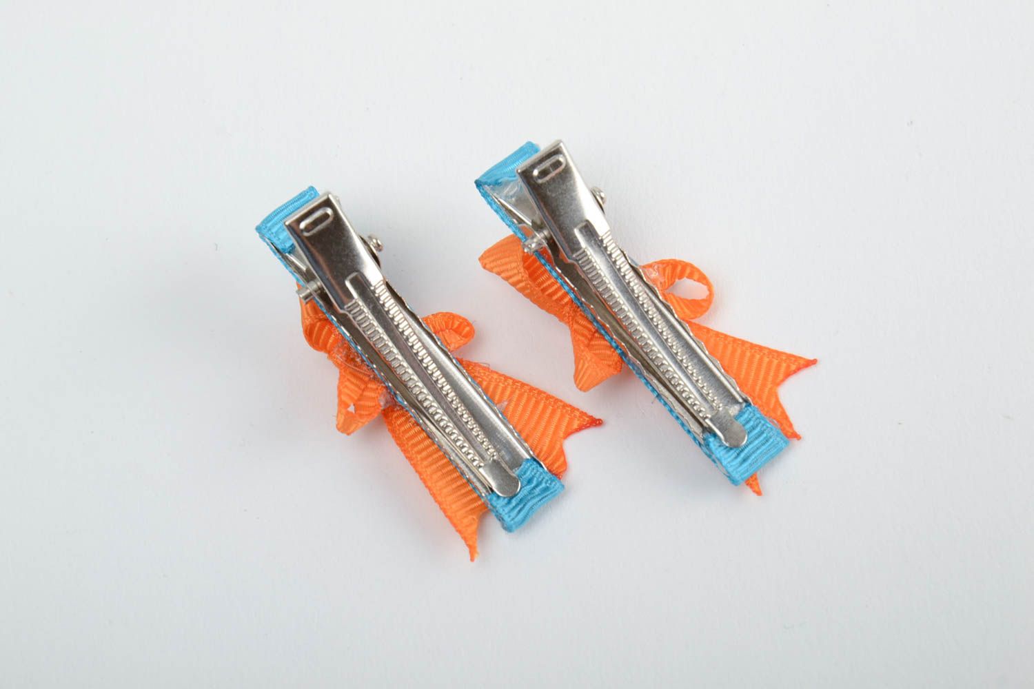 Set of 2 handmade decorative rep ribbon hair clips orange and blue for babies photo 4