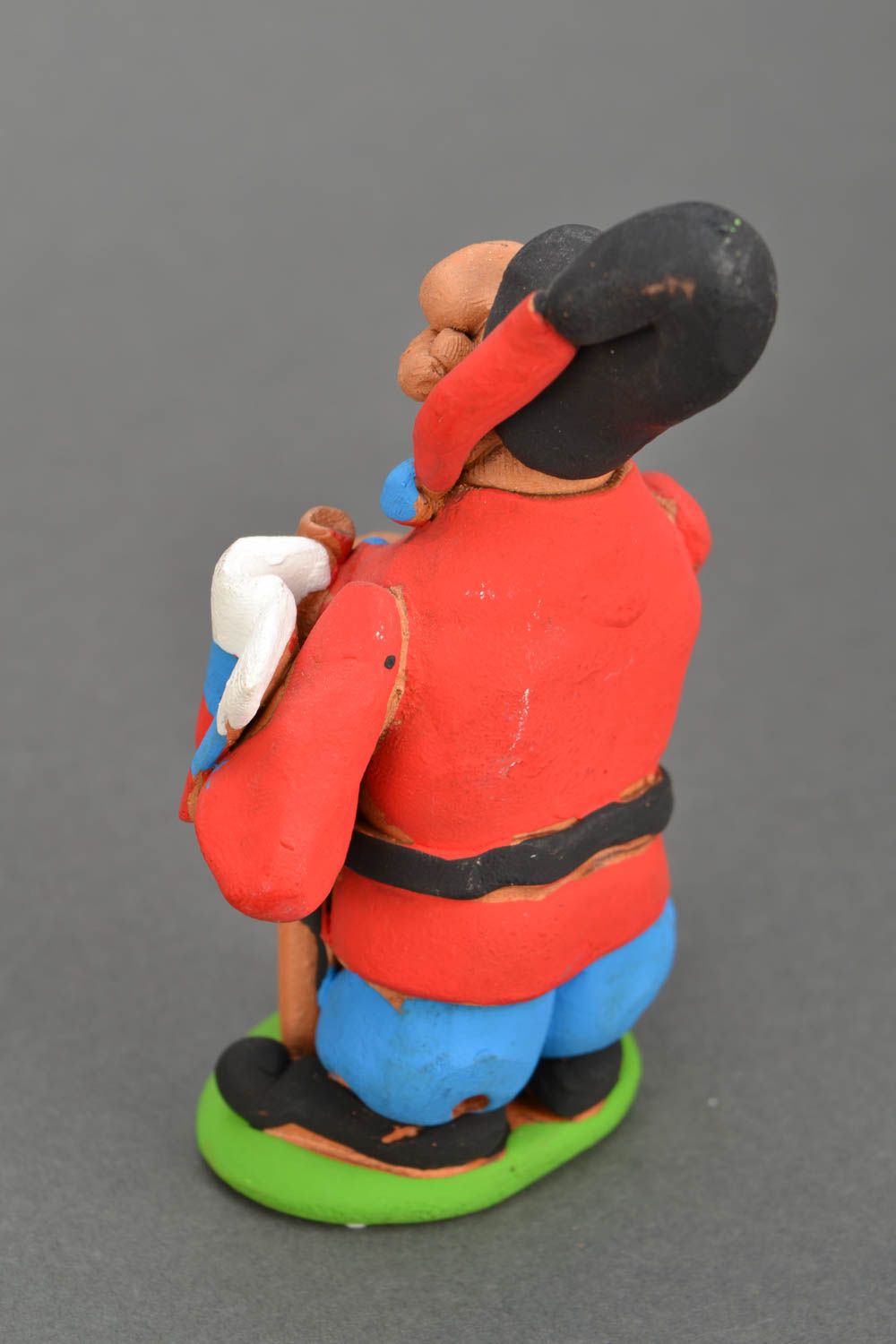 Handmade Figurine aus Ton Kosak mit Gewehr foto 5