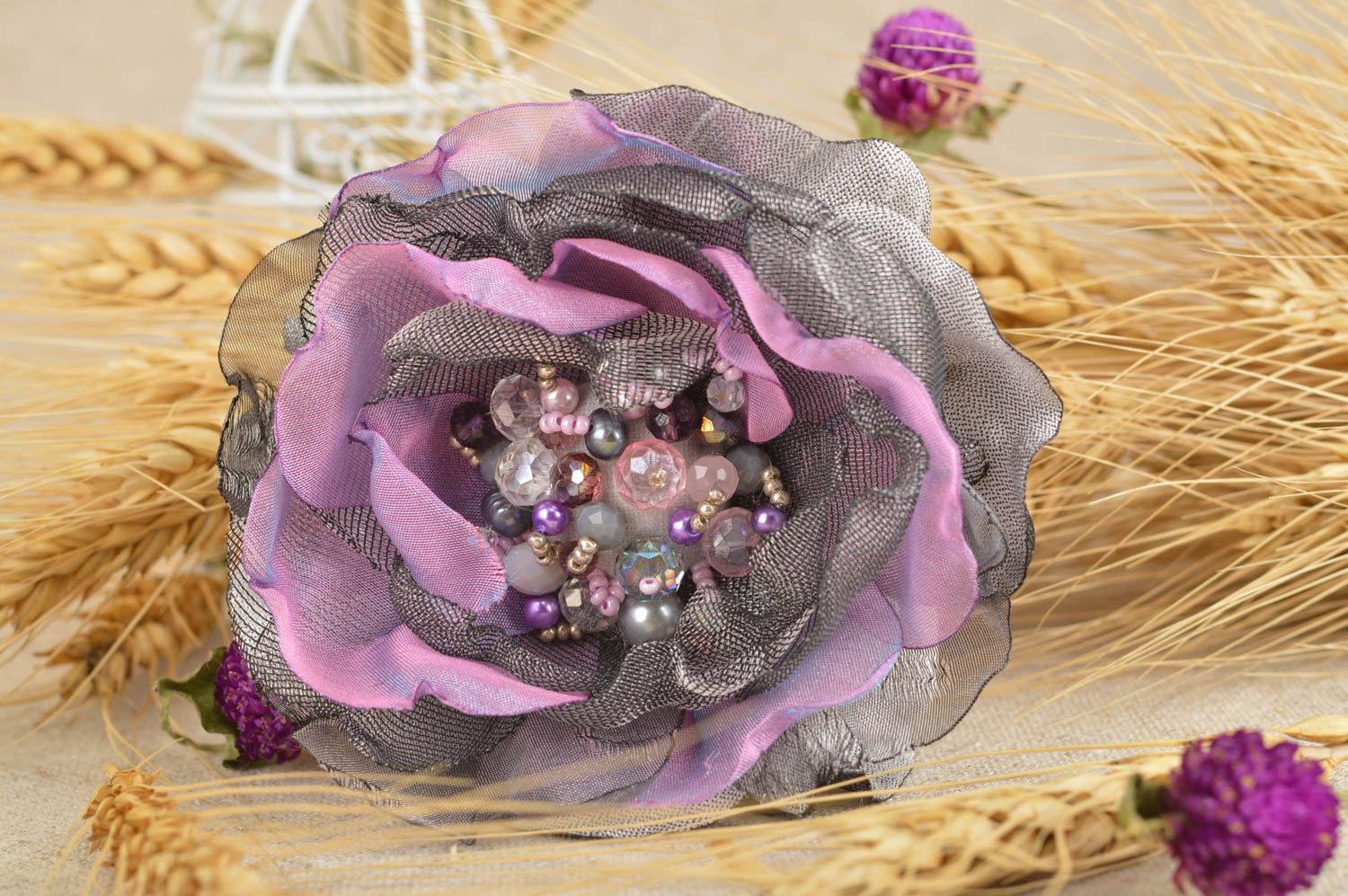 Broche Barrette fleur mauve-gris faite main originale Cadeau pour femme photo 1