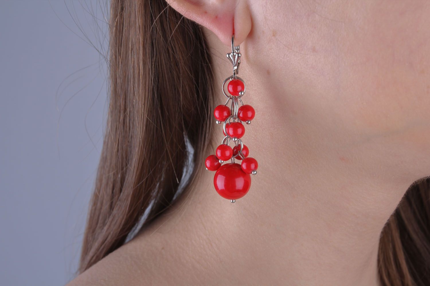 Long earrings with natural coral photo 4