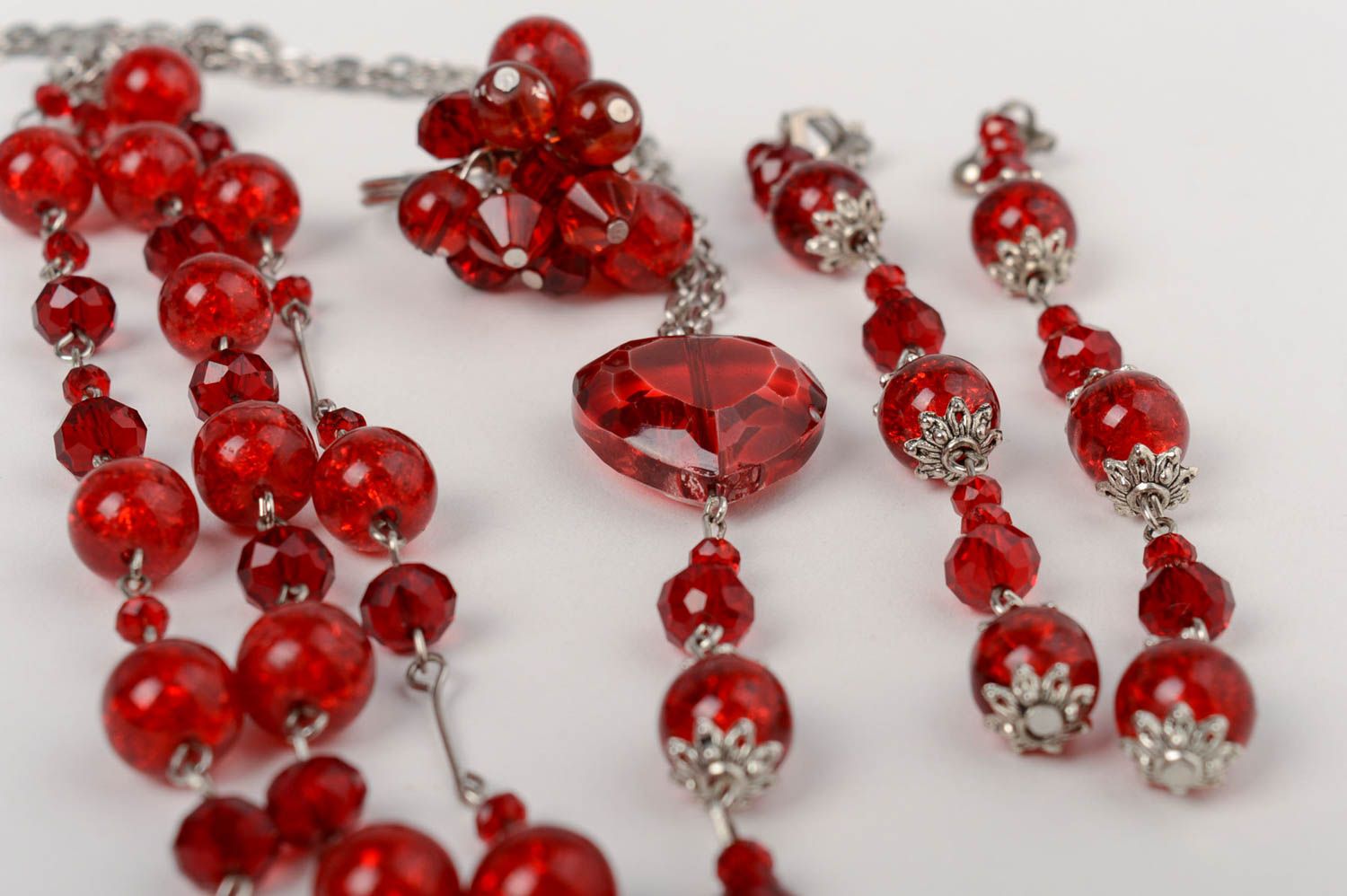 Set of handmade red Czech crystal beaded jewelry bracelet ring and earrings photo 4