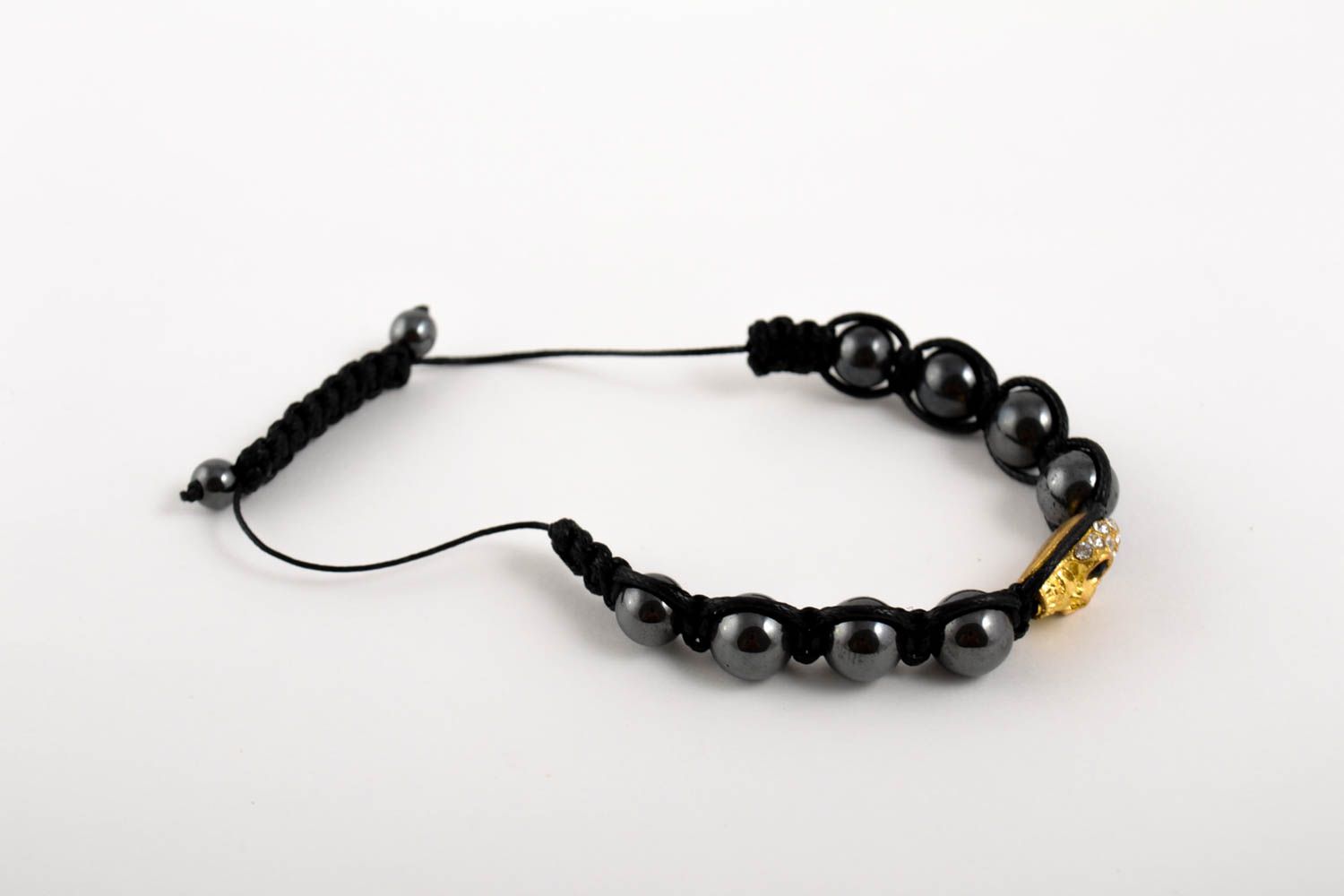 Strand black beads on black cord unisex bracelet with scull centerpiece photo 5
