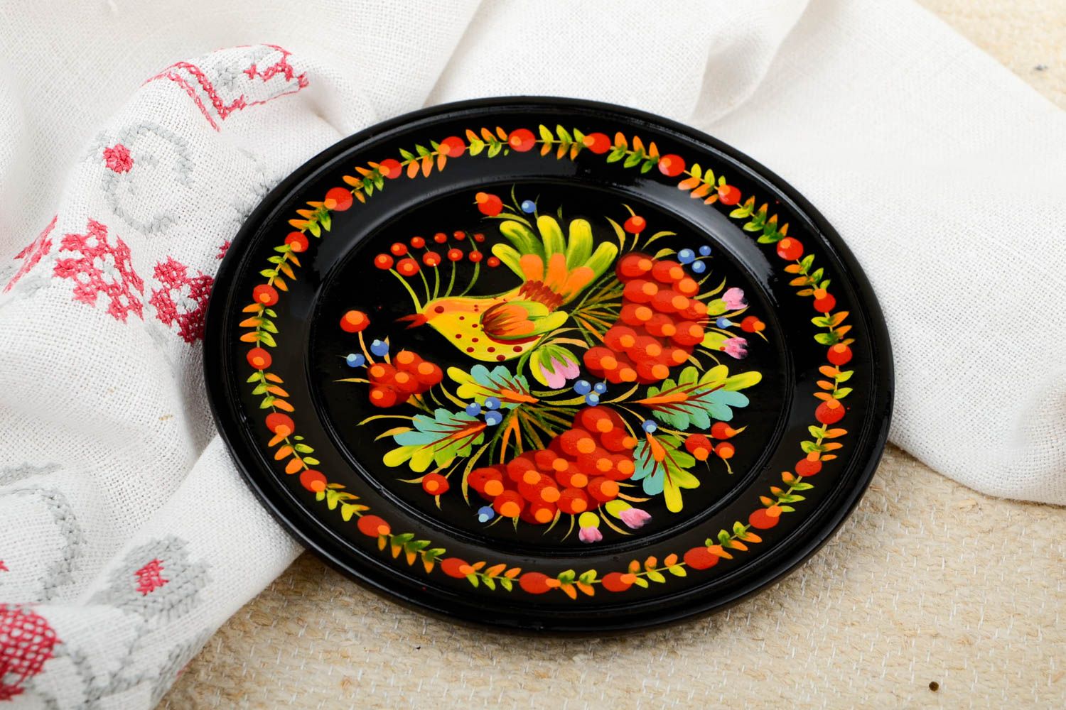 Декор на стену ручной работы декоративная тарелка с птичкой расписная посуда фото 1