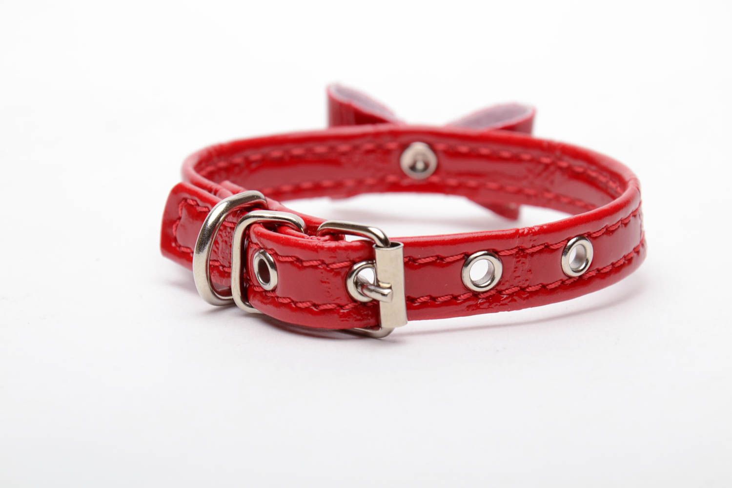 Rotes Lederhalsband für Hund foto 2