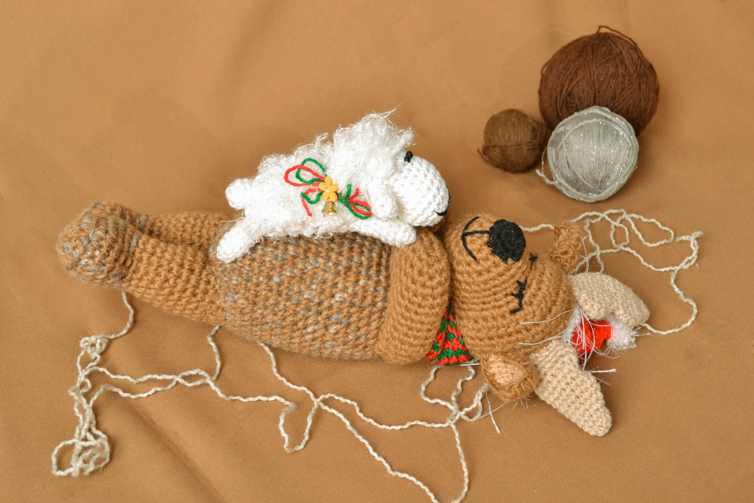 Brown crochet toy Elk and Lamb photo 1