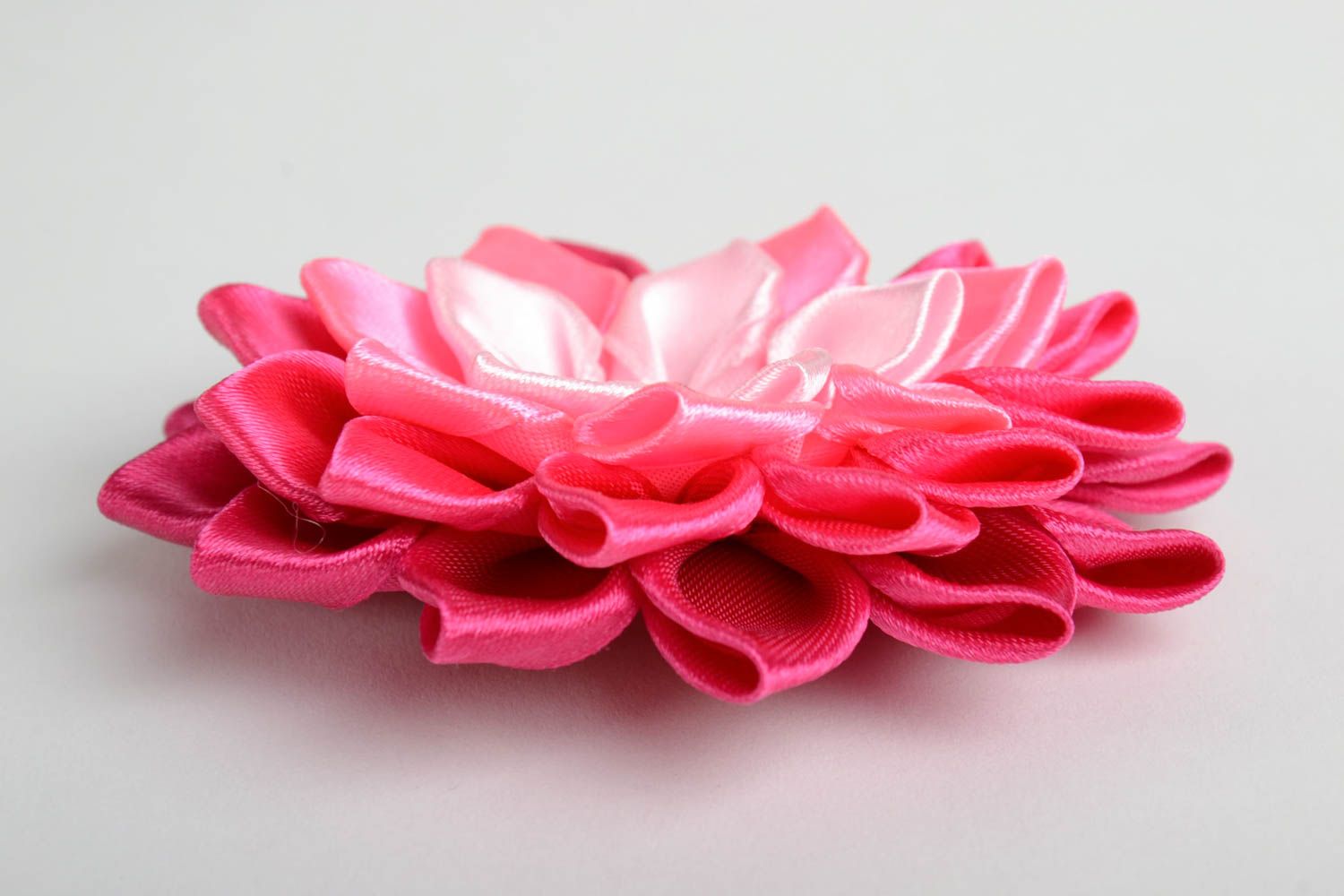 Homemade decorative satin ribbon pink kanzashi flower for hair clip or brooch photo 2