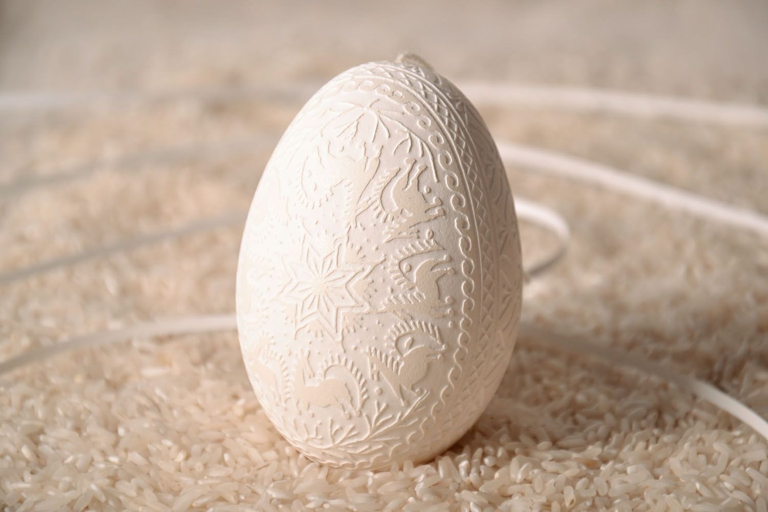 Easter egg made using vinegar etching technique photo 1