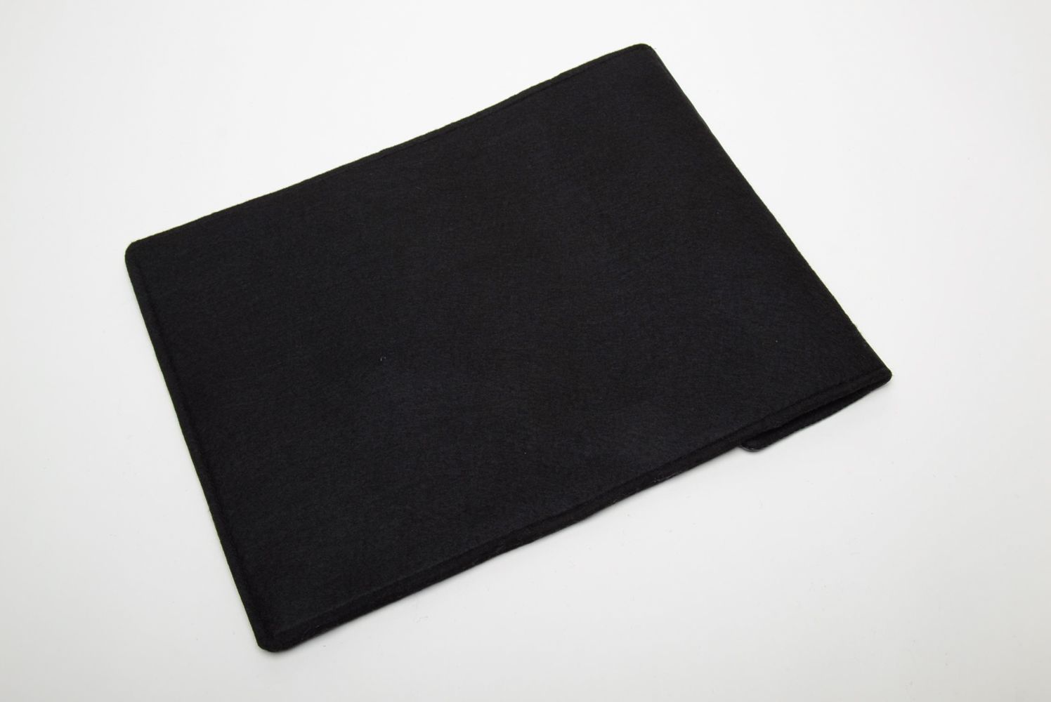Handmade black tablet case photo 5