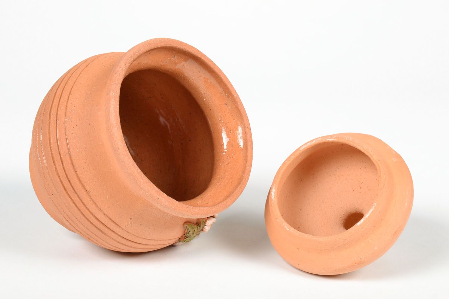 Handmade ceramic pot with a lid photo 3
